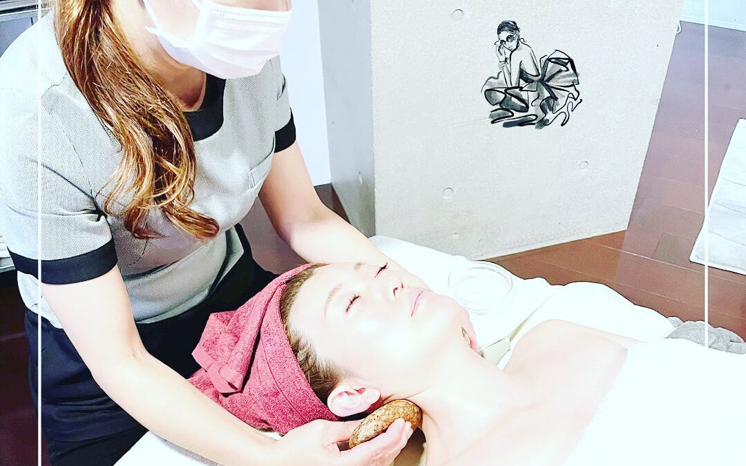 ☆首ほぐしで頭部への流れを良くする☆